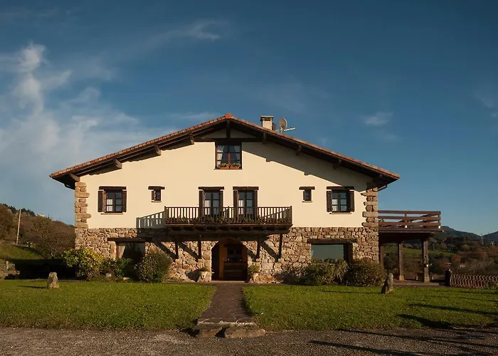 Casa Peluaga