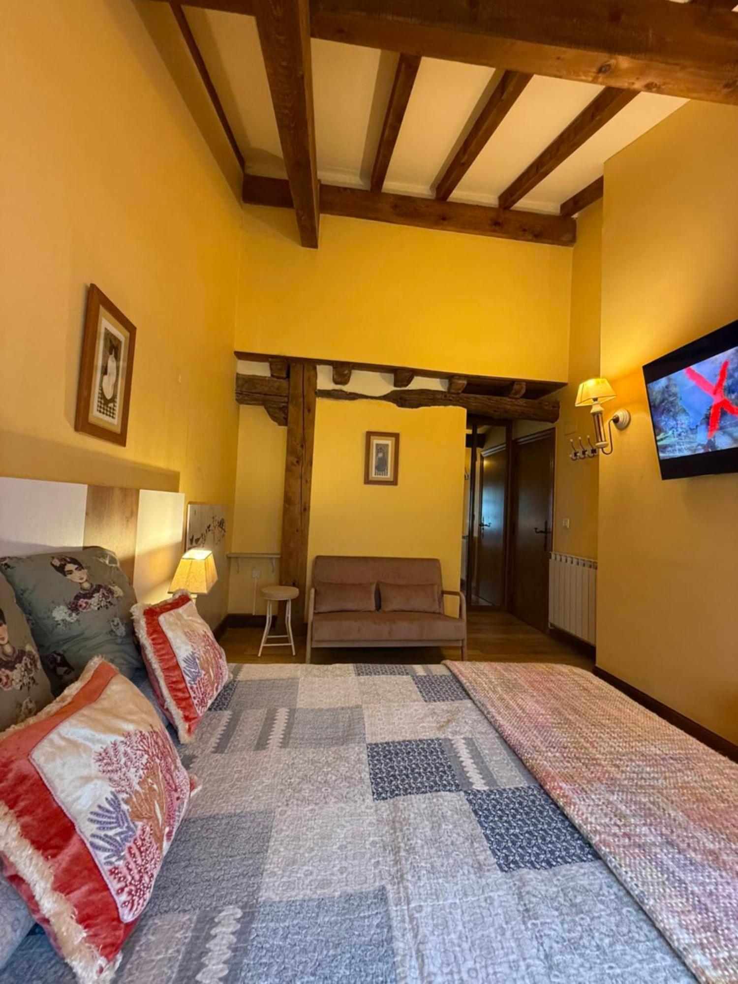 Country house Casa Peluaga *