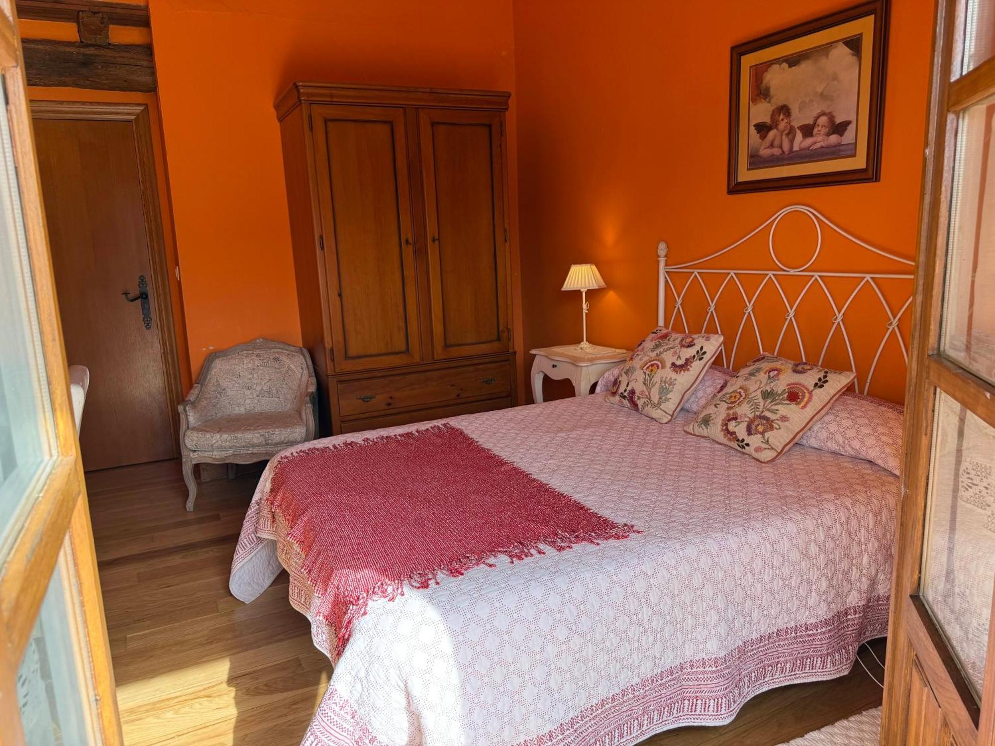 Casa Peluaga Country house