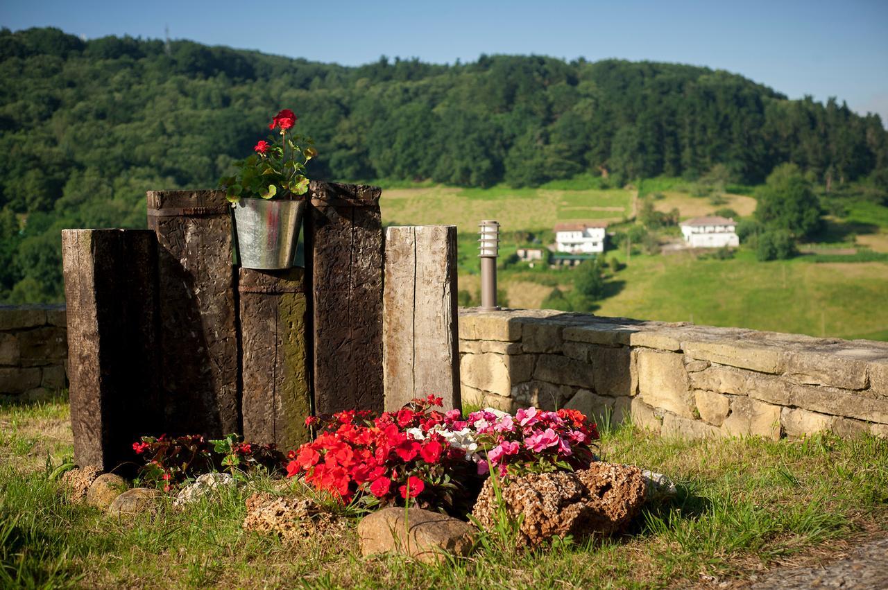 Country house Casa Peluaga *